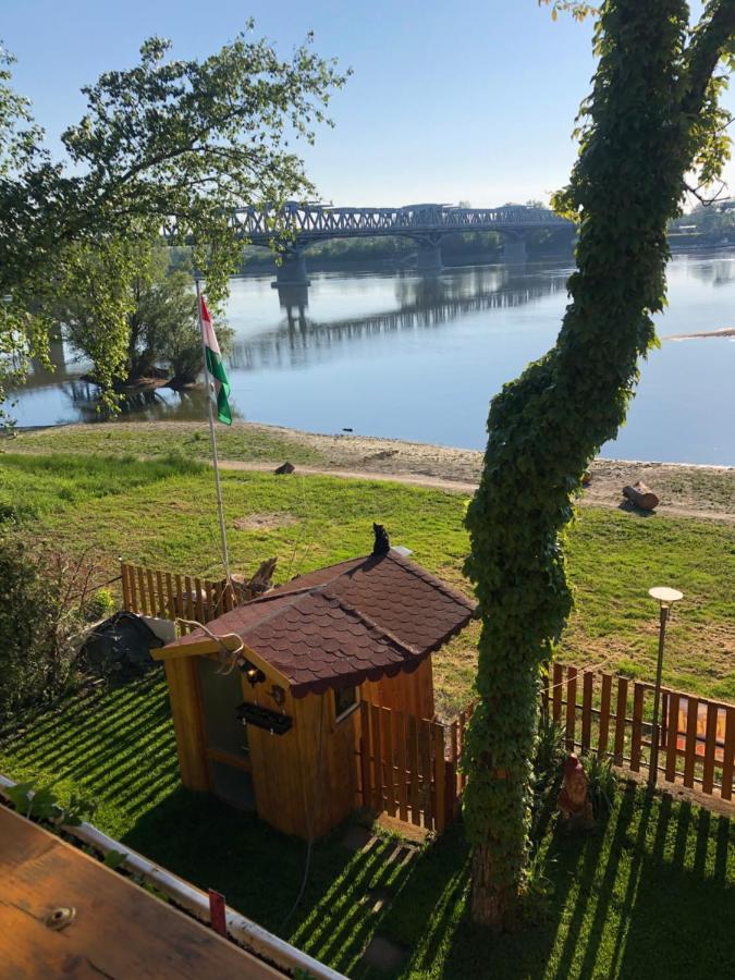 Hero 4 Sterne Ferienhaus Байя Екстериор снимка