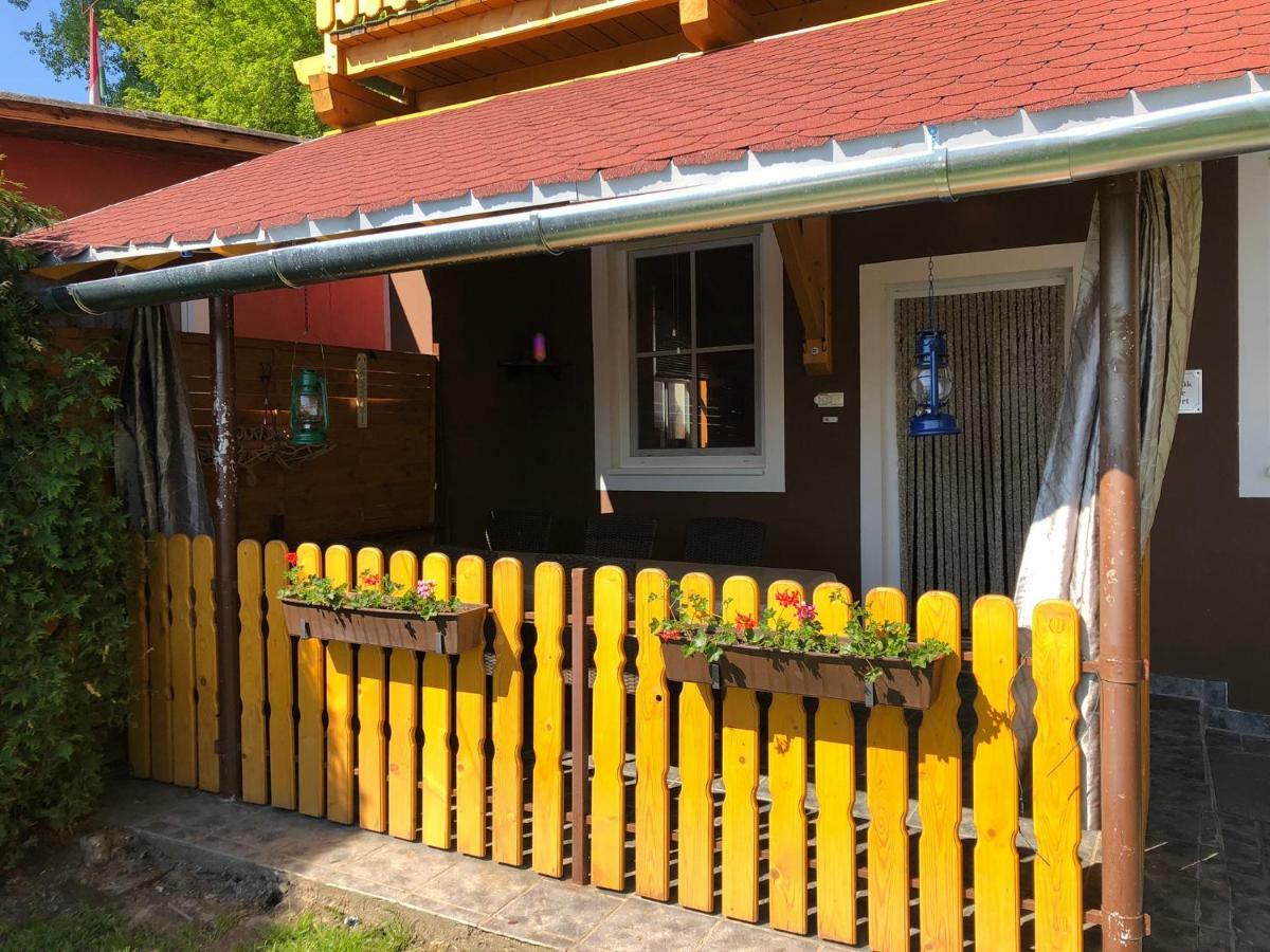 Hero 4 Sterne Ferienhaus Байя Екстериор снимка
