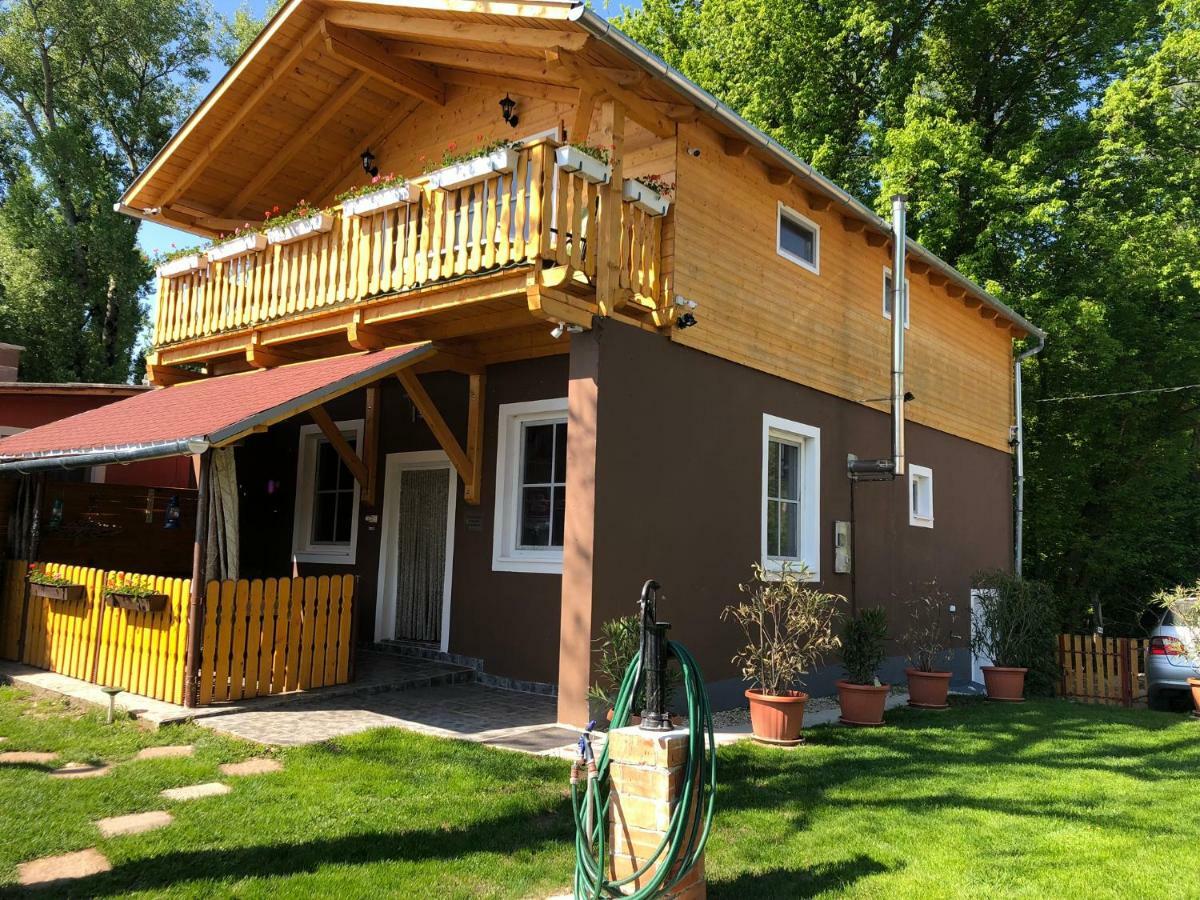 Hero 4 Sterne Ferienhaus Байя Екстериор снимка