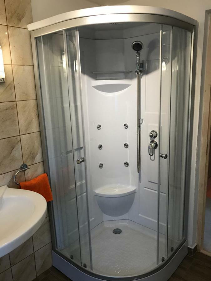 Hero 4 Sterne Ferienhaus Байя Екстериор снимка